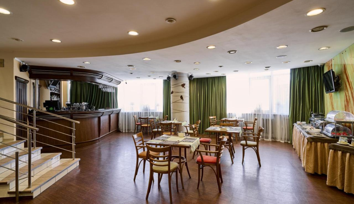 Ресторан в отеле Вознесенский