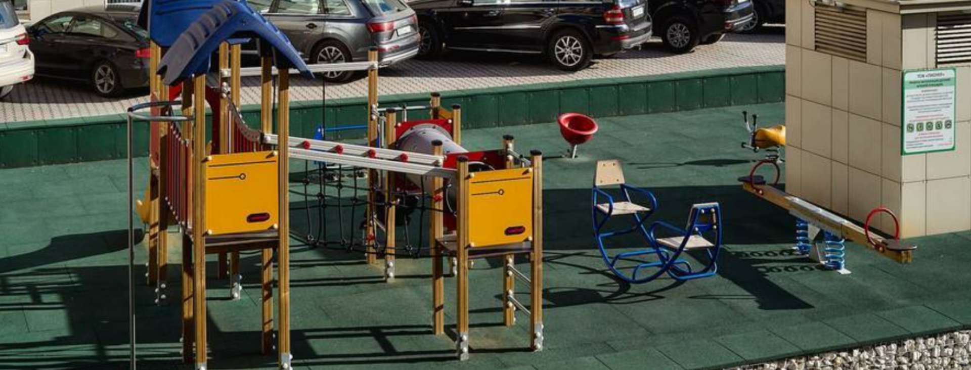 Детская площадка в отеле Вознесенский